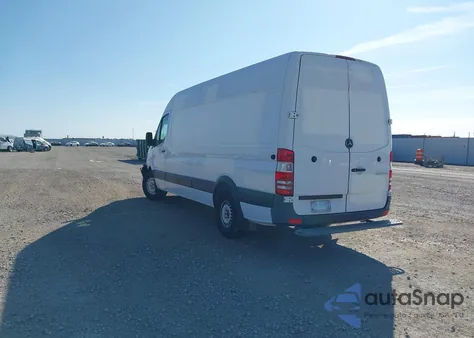 2015 Mercedes-Benz Sprinter 2500 High Roof from USA, damaged, VIN WD3PE8DB4FP136118
